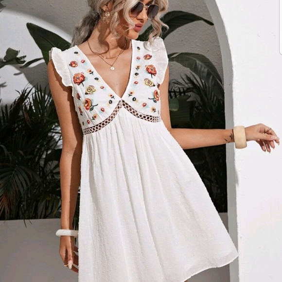 SHEIN Dresses & Skirts - FLORAL EMBROIDERED SWISS DOT DRESS